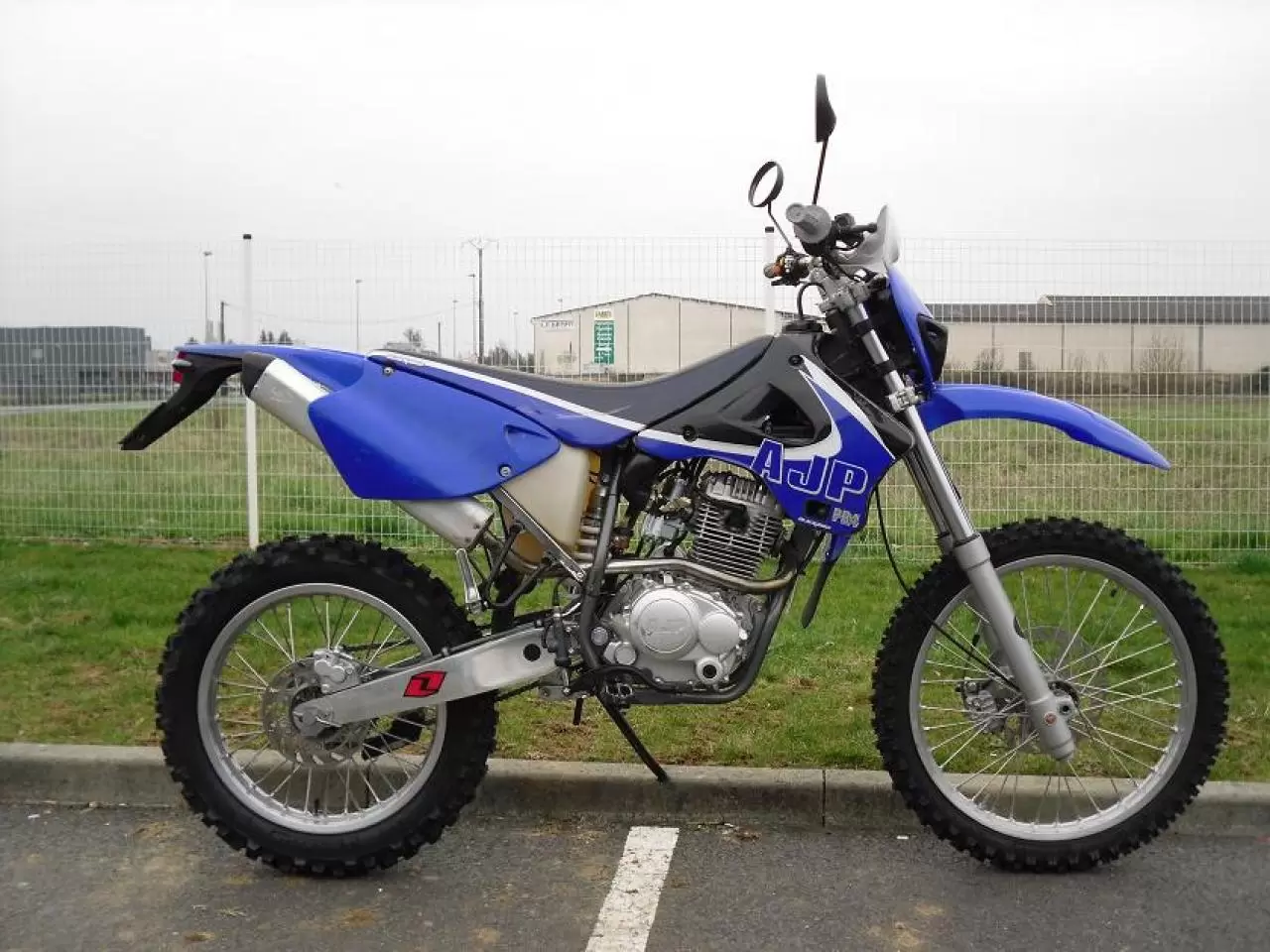 Thumbnail for AJP PR4 125 Supermotard 2005