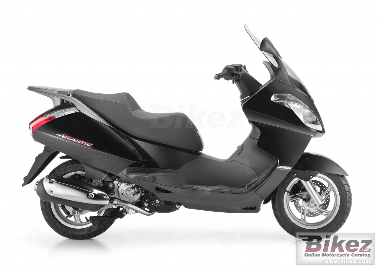 Thumbnail for Aprilia Atlantic 300 2010