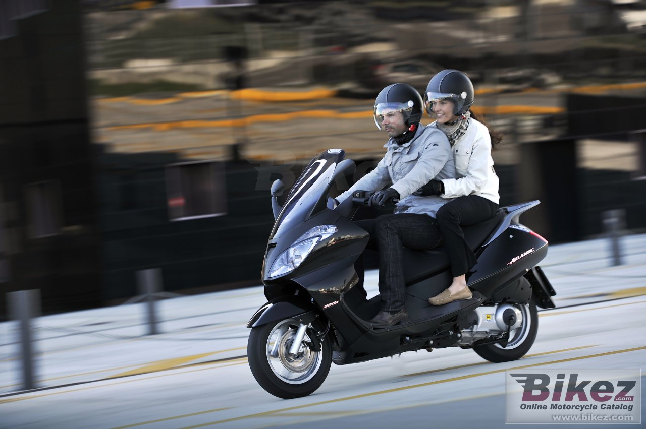 Thumbnail for Aprilia Atlantic 300 2012