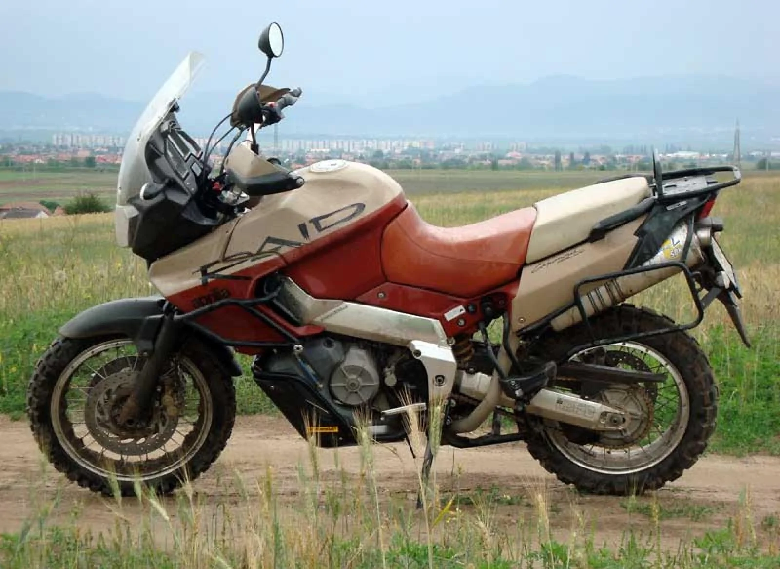 Aprilia Caponord Rally