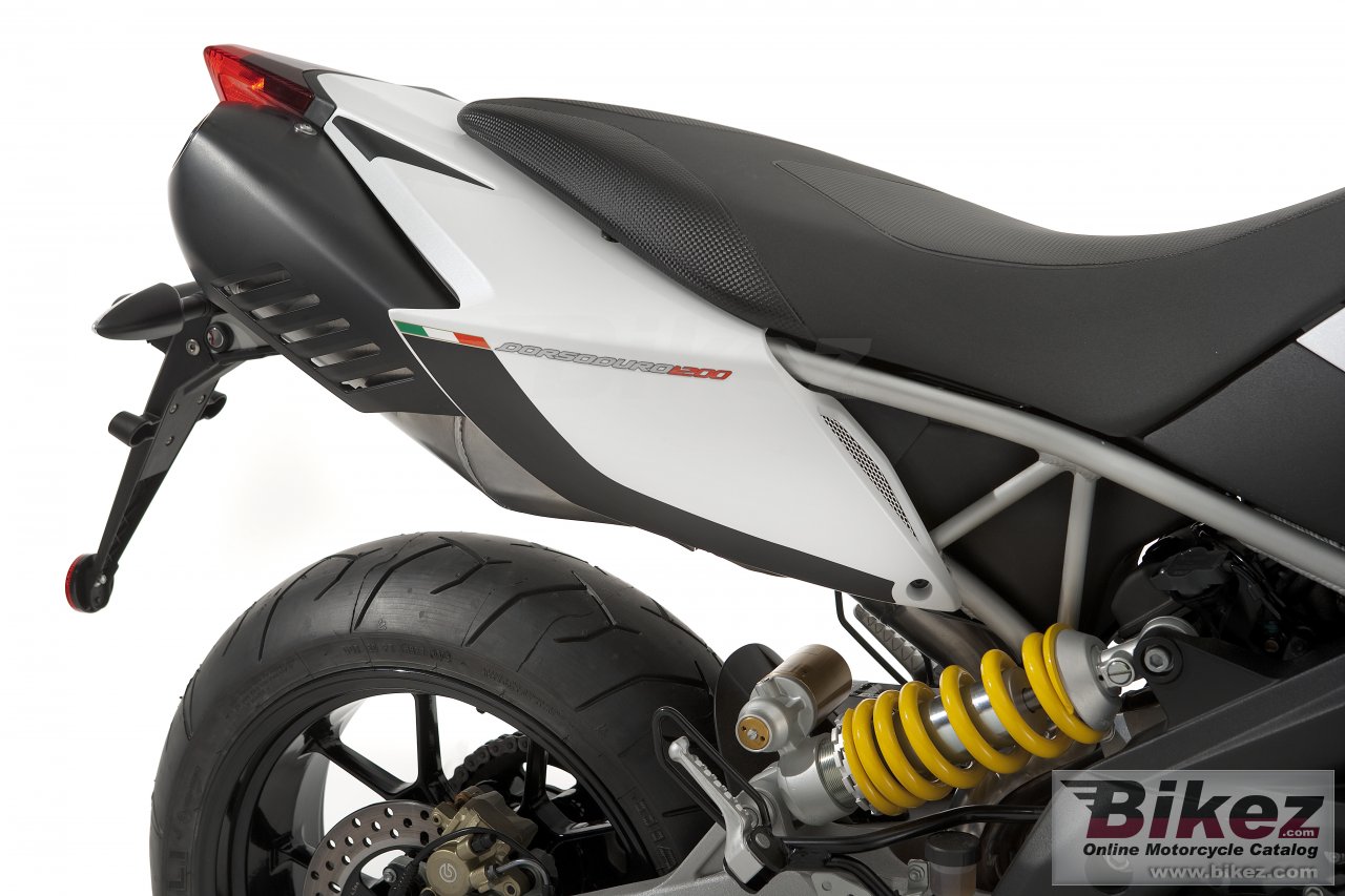 Thumbnail for Aprilia Dorsoduro 1200 2011