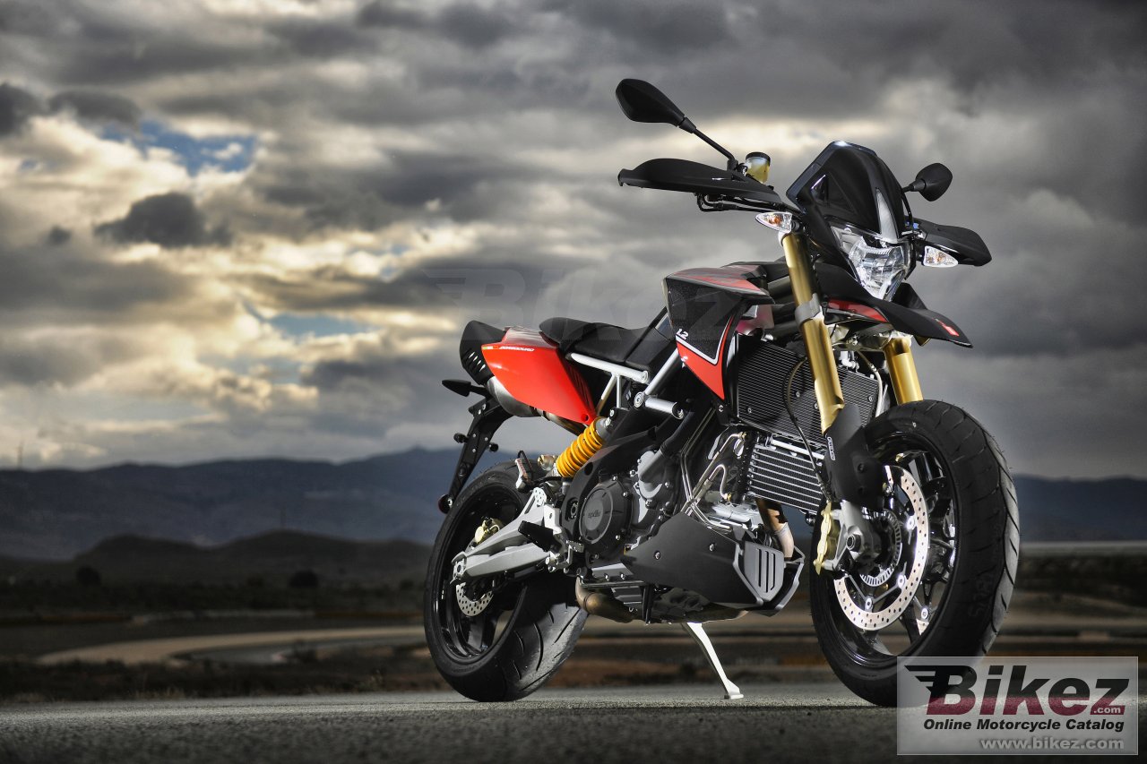 Thumbnail for Aprilia Dorsoduro 1200 2015