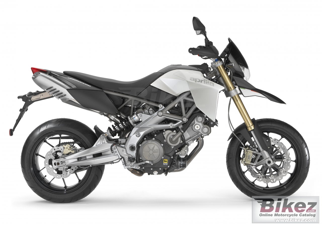 Thumbnail for Aprilia Dorsoduro 750 2011