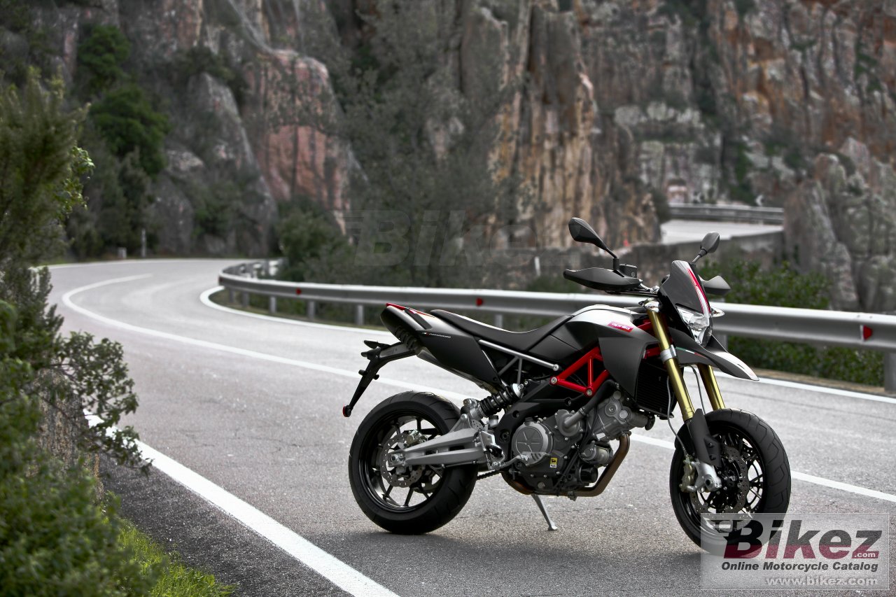 Thumbnail for Aprilia Dorsoduro 750 Factory 2011