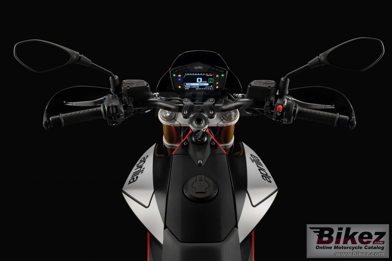 Thumbnail for Aprilia Dorsoduro 900 2018