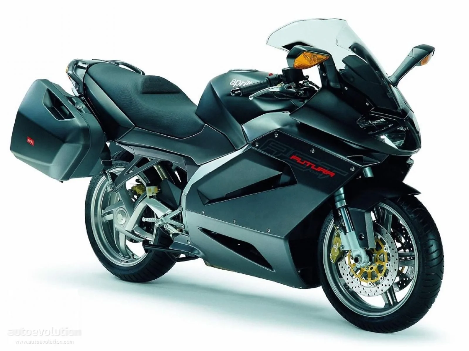 Aprilia RST 1000 Futura