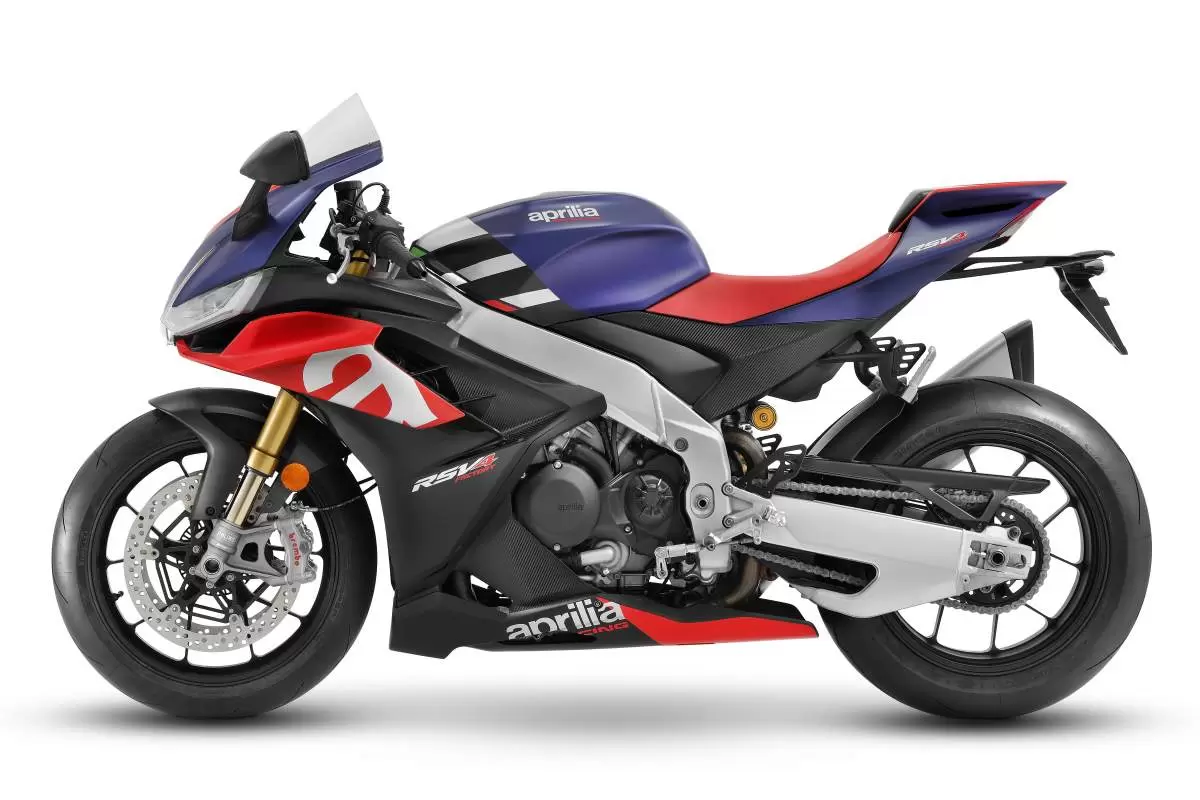 Thumbnail for Aprilia RSV4 2021