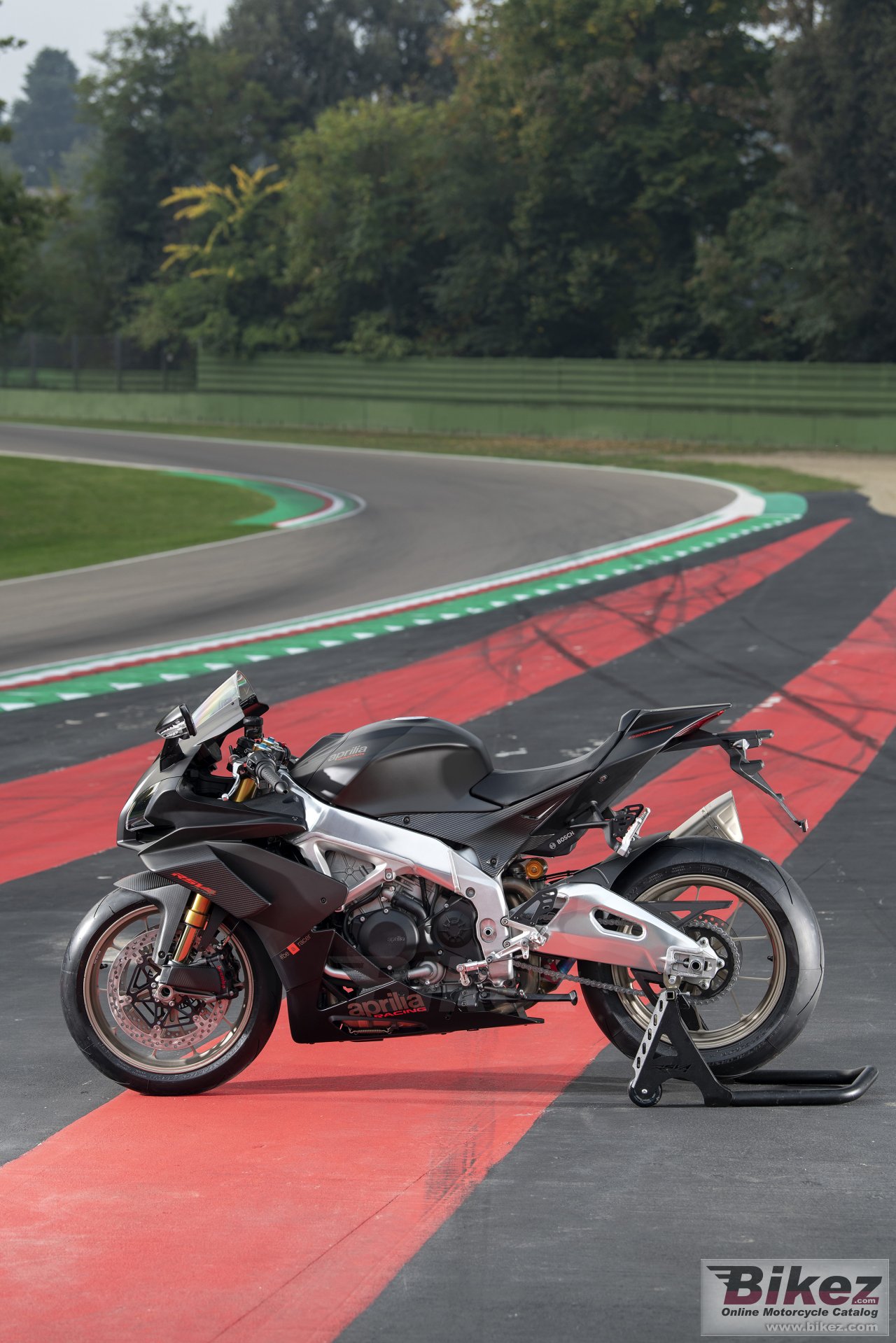 Thumbnail for Aprilia RSV4 1100 Factory 2019