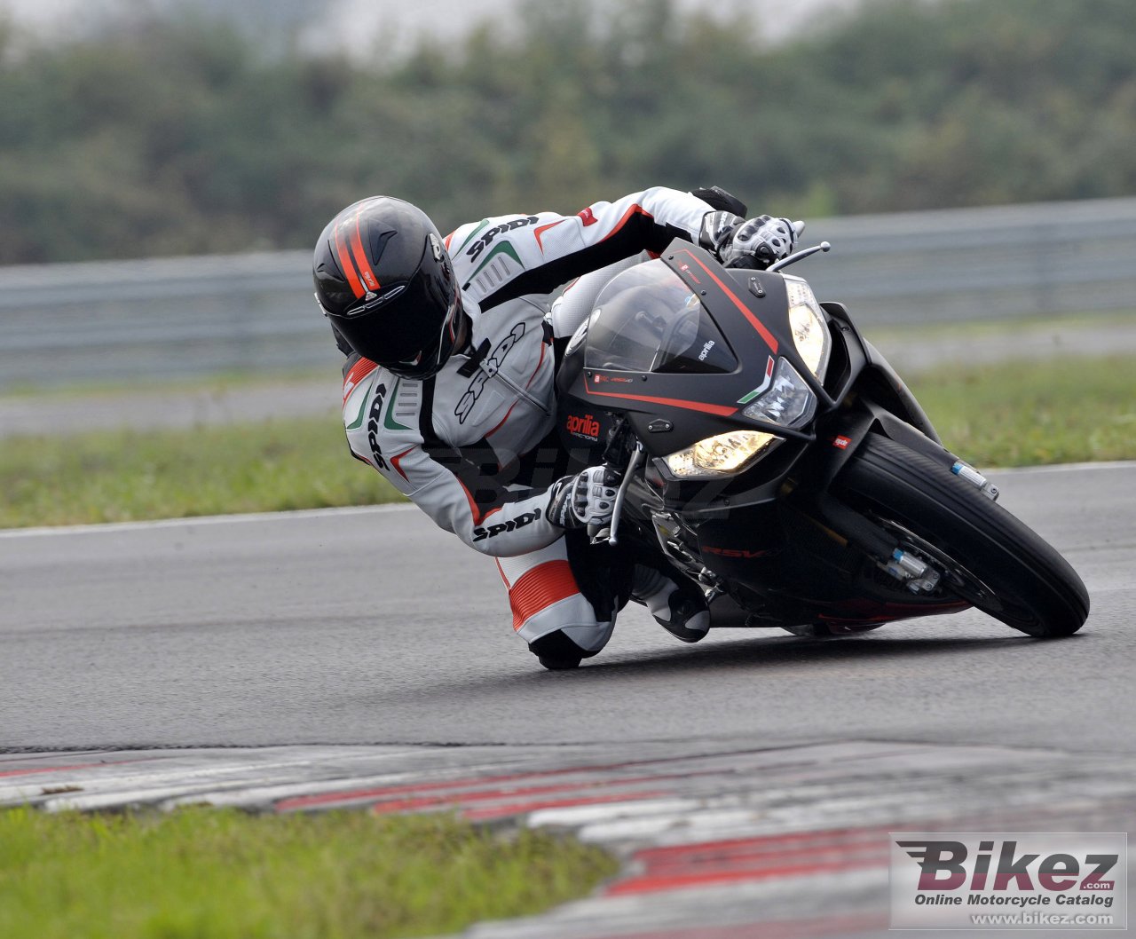 Thumbnail for Aprilia RSV4 Factory ABS 2015