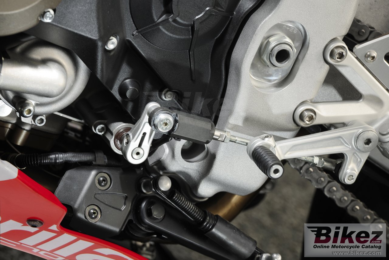 Thumbnail for Aprilia RSV4 Factory APRC SE 2011