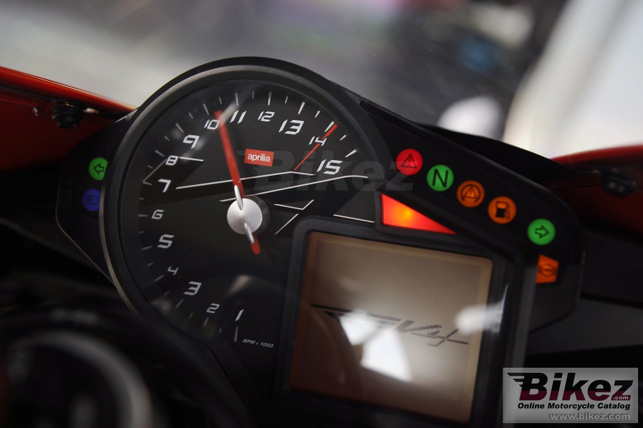 Thumbnail for Aprilia RSV4 Factory APRC SE 2011