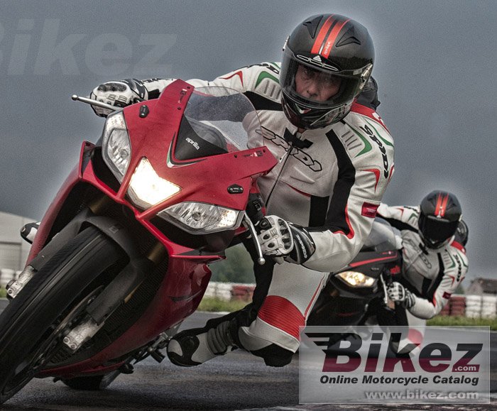 Thumbnail for Aprilia RSV4 R ABS 2015