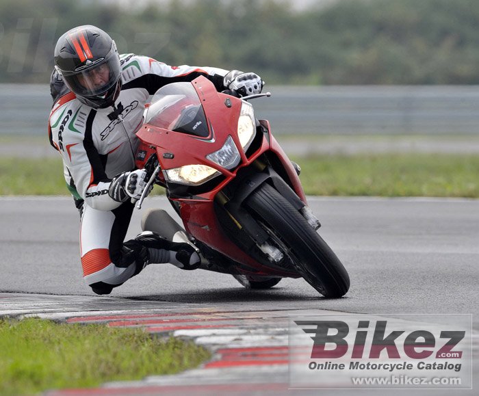 Thumbnail for Aprilia RSV4 R ABS 2015