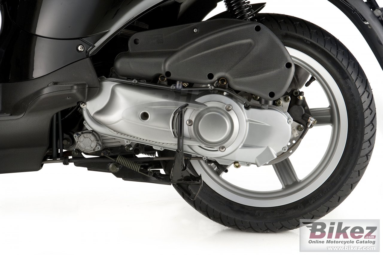 Thumbnail for Aprilia Scarabeo 125ie 2010