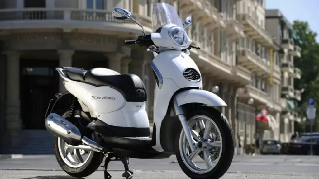 Thumbnail for Aprilia Scarabeo 125ie 2012