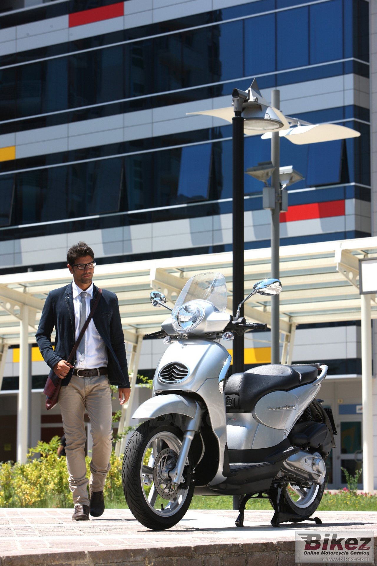 Thumbnail for Aprilia Scarabeo 125ie 2015