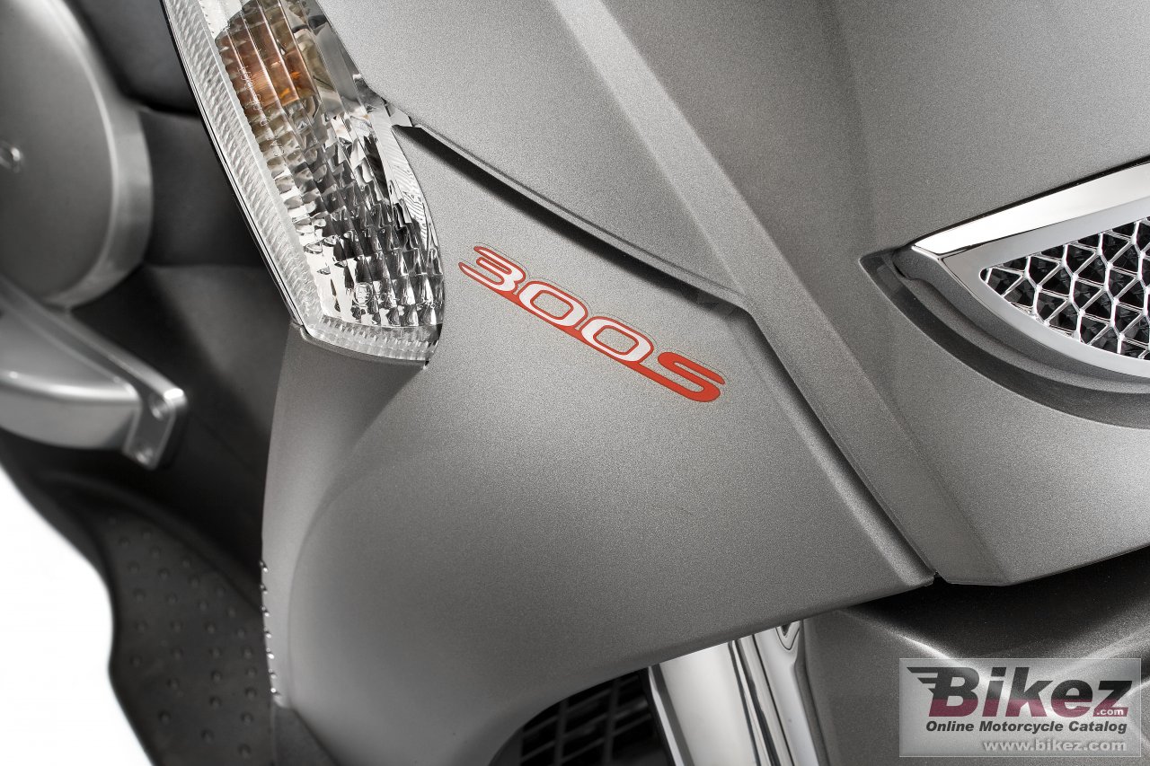 Thumbnail for Aprilia Scarabeo 300 Special 2010
