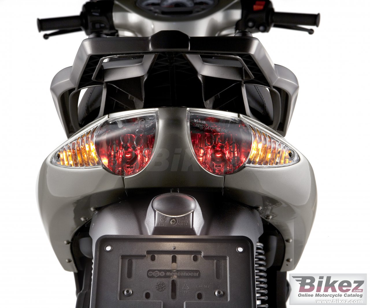 Thumbnail for Aprilia SportCity Cube 300 2009