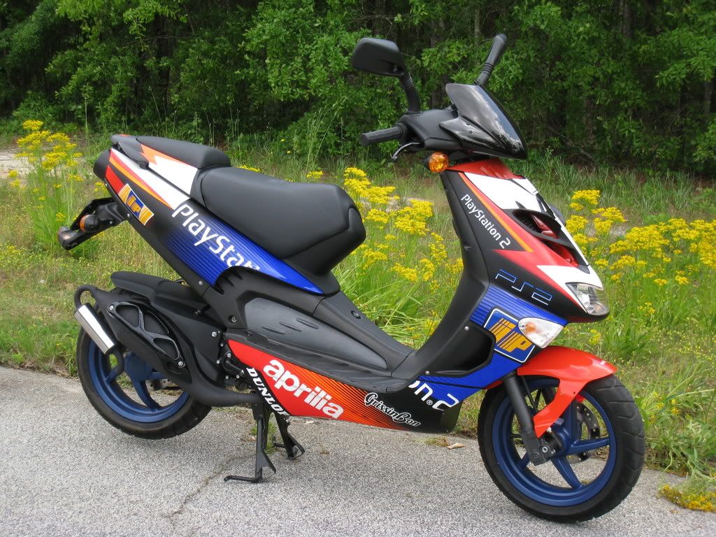 Thumbnail for Aprilia SR 50 GP1 Race Replica 2003