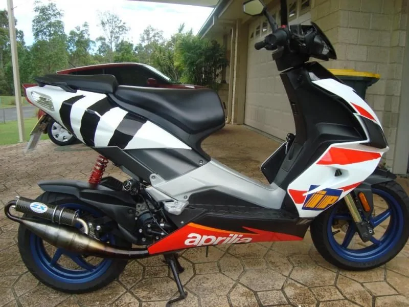 Thumbnail for Aprilia SR 50 R Factory 2006