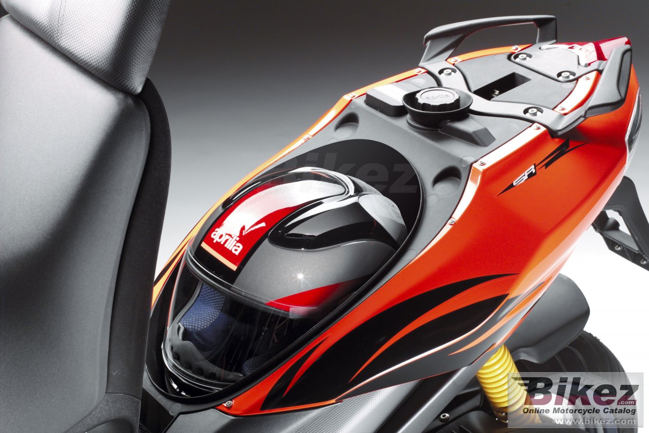 Thumbnail for Aprilia SR 50 R Factory 2006