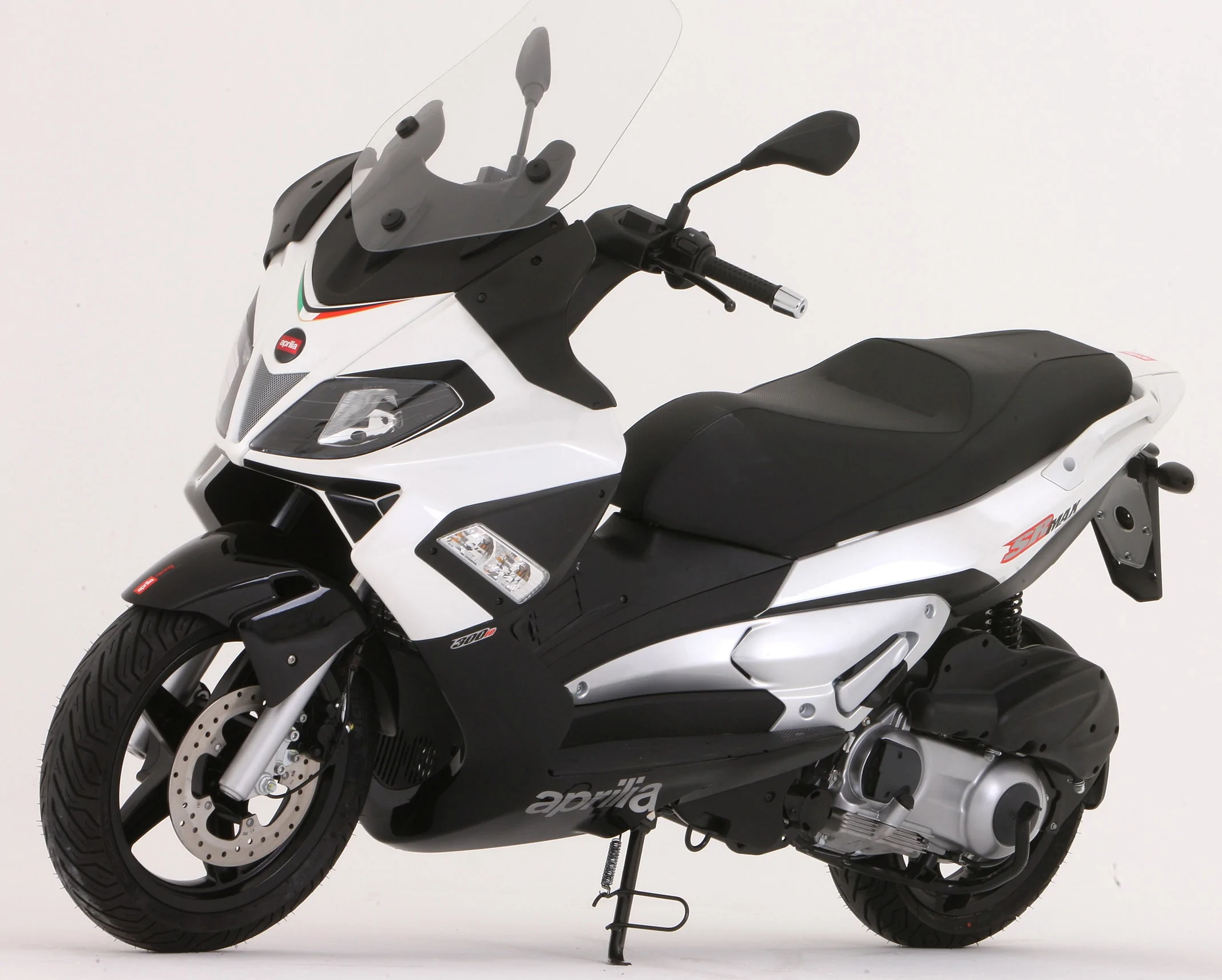 Thumbnail for Aprilia SR Max 300 2015