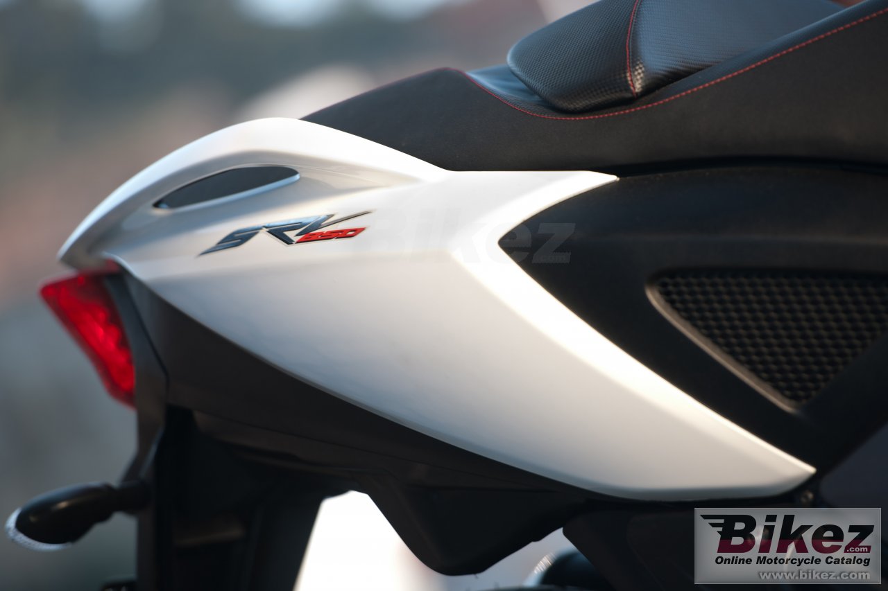 Thumbnail for Aprilia SRV 850 2013