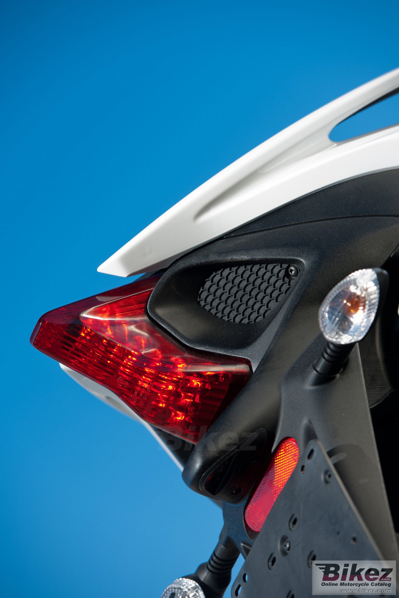 Thumbnail for Aprilia SRV 850 2013