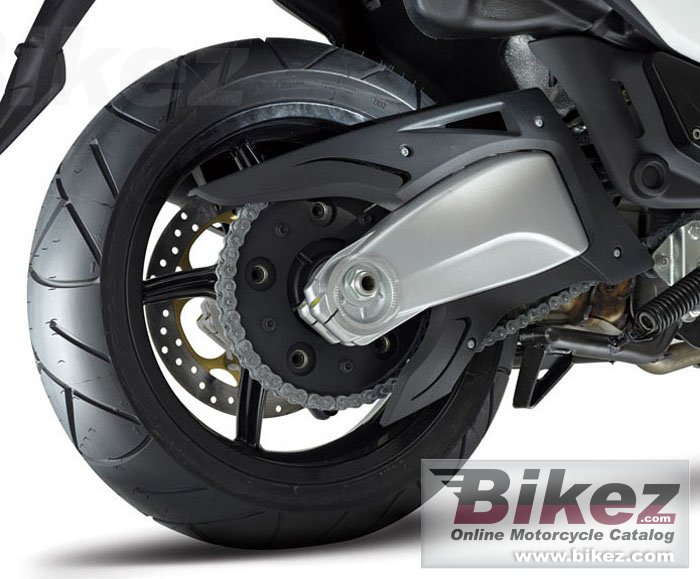 Thumbnail for Aprilia SRV 850 2015