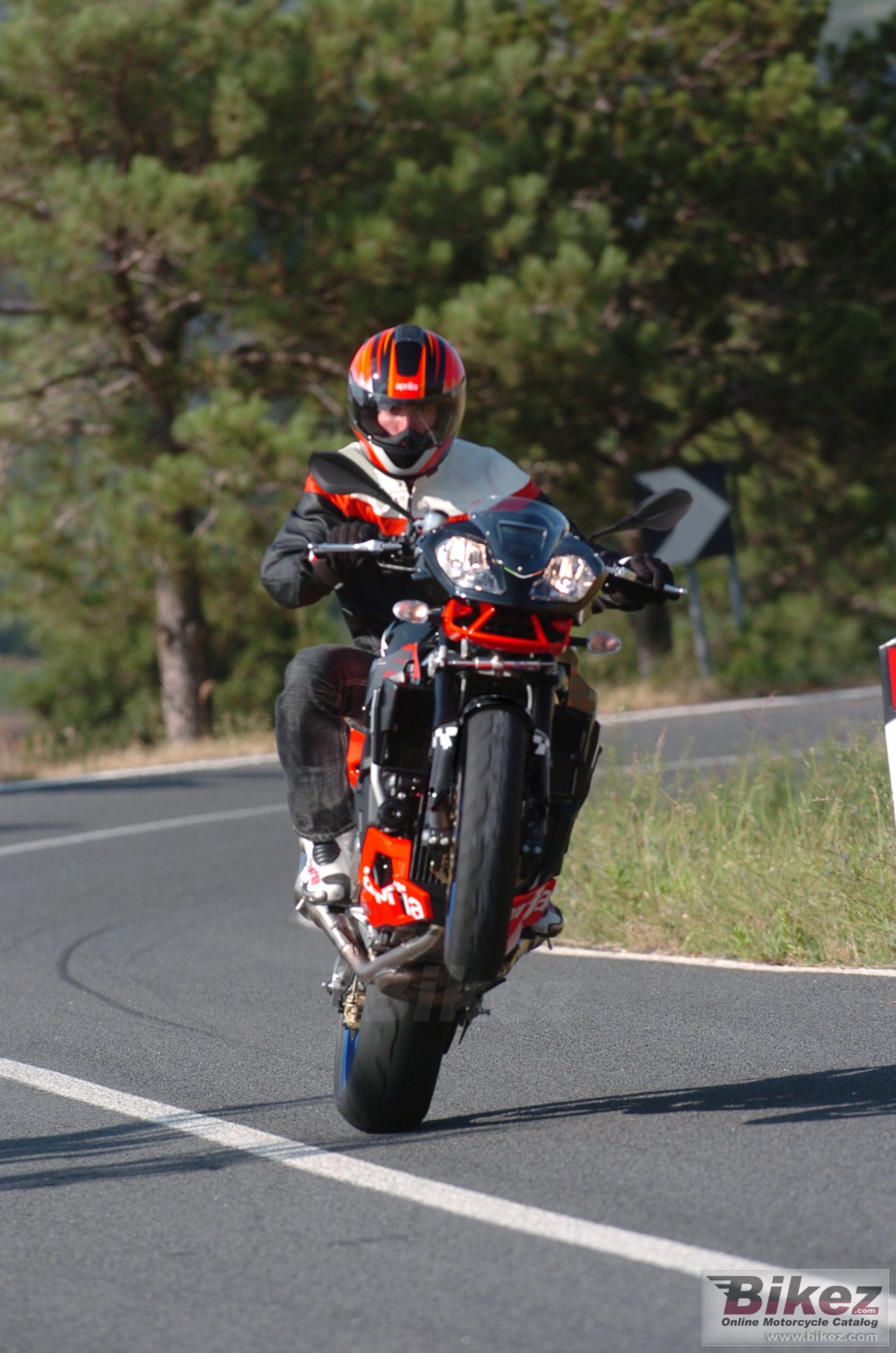 Thumbnail for Aprilia Tuono 1000 R 2006