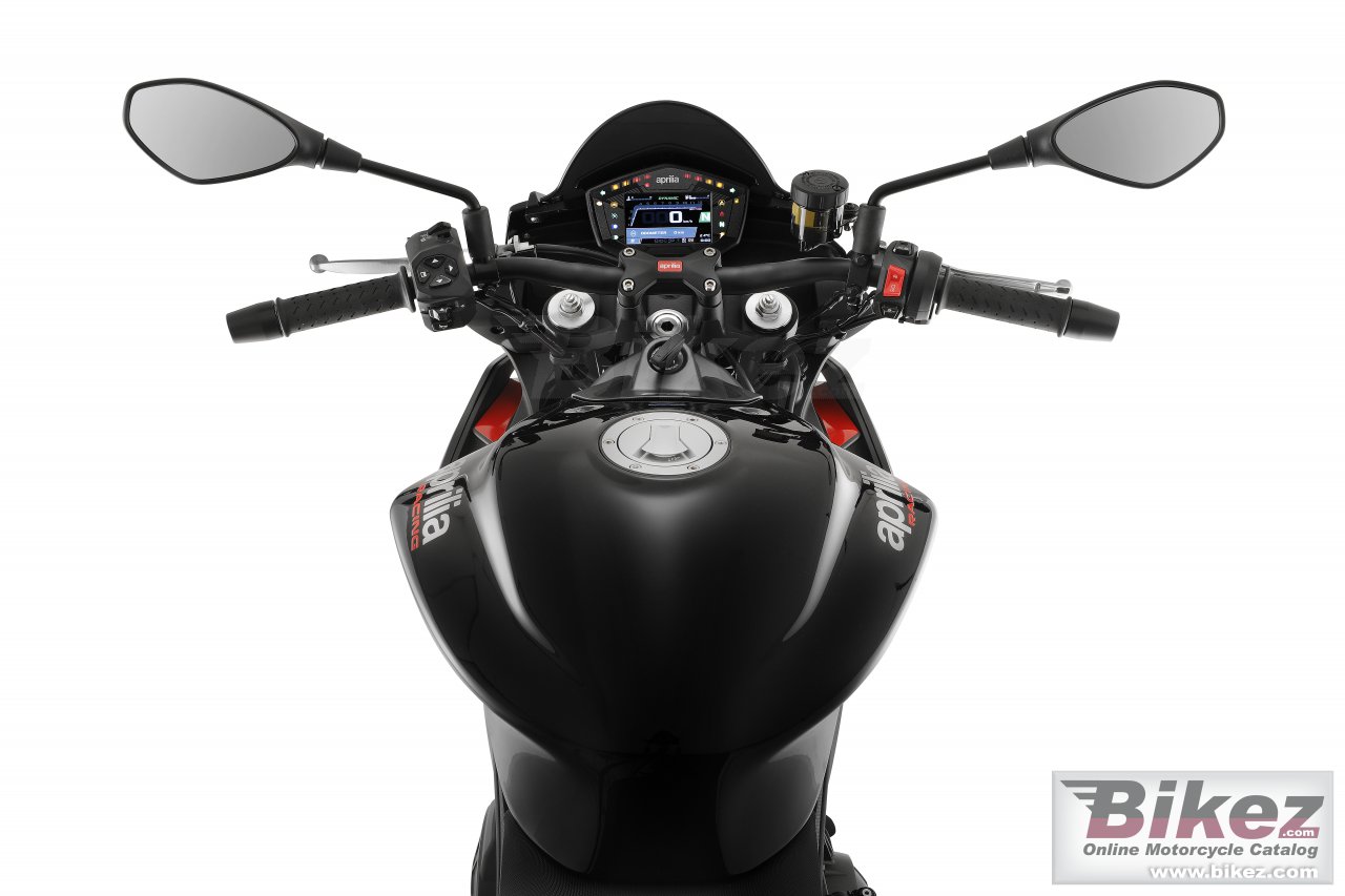 Thumbnail for Aprilia Tuono 660 Factory 2022