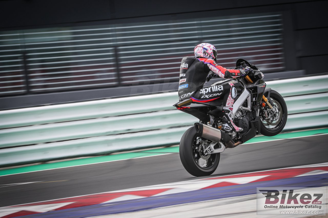 Thumbnail for Aprilia Tuono V4 1100 Factory 2023