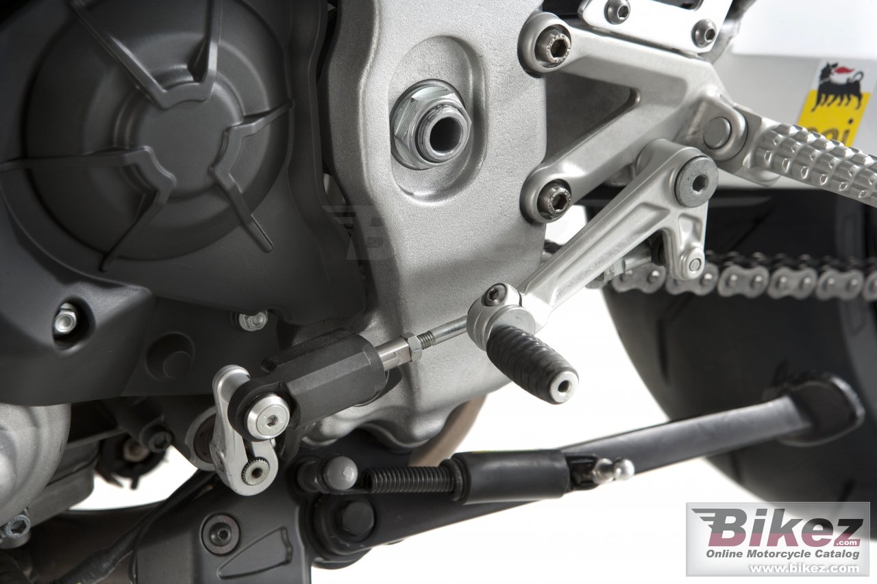 Thumbnail for Aprilia Tuono V4 R 2013