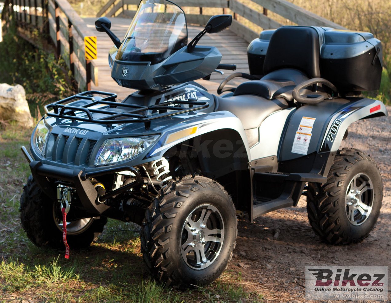Arctic Cat TRV 700i Cruiser