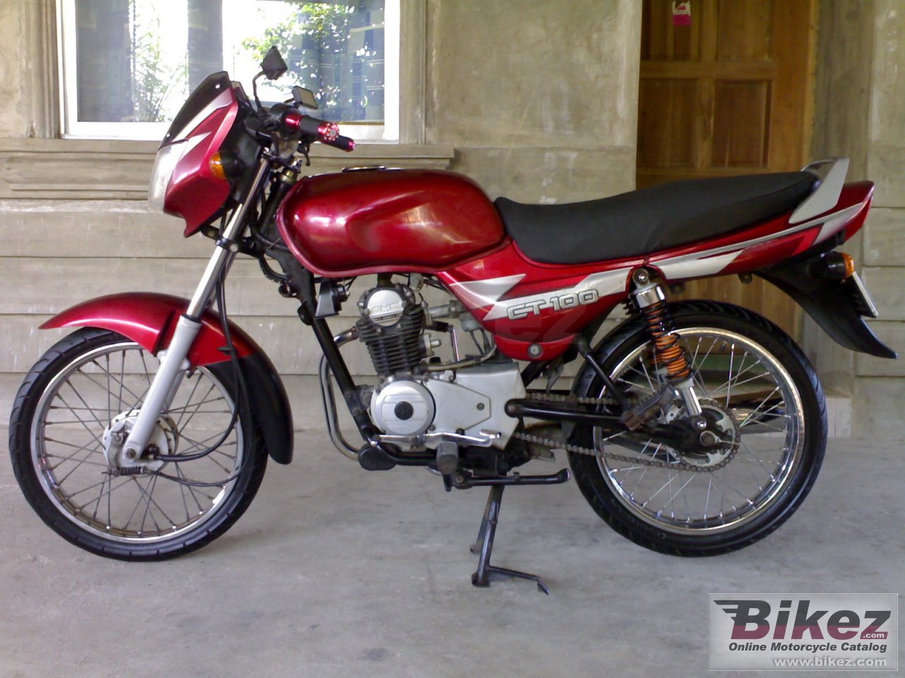 Bajaj CT 100