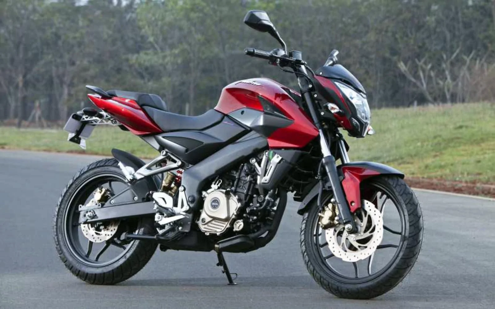 Thumbnail for Bajaj Pulsar 180 DTSi ETEC 2005