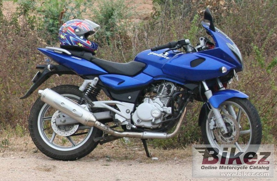 Bajaj Pulsar 220 DTS-Fi