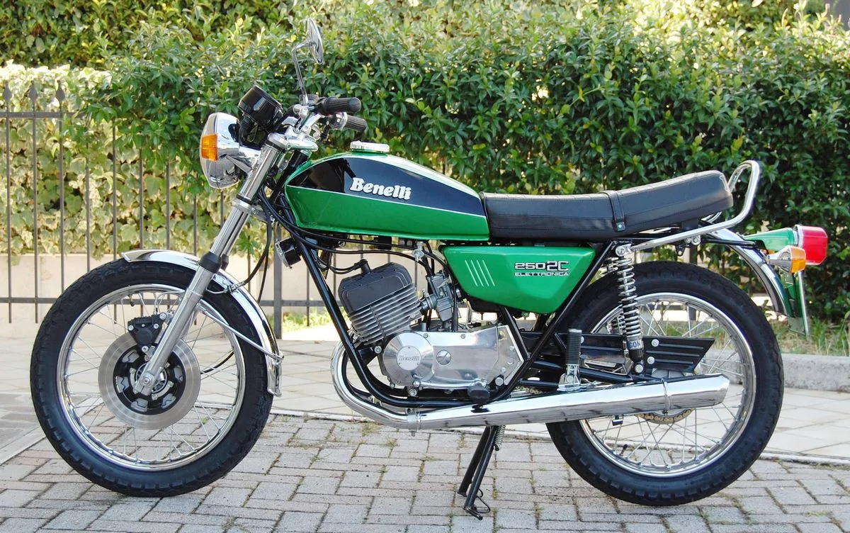 Benelli 250 2 C