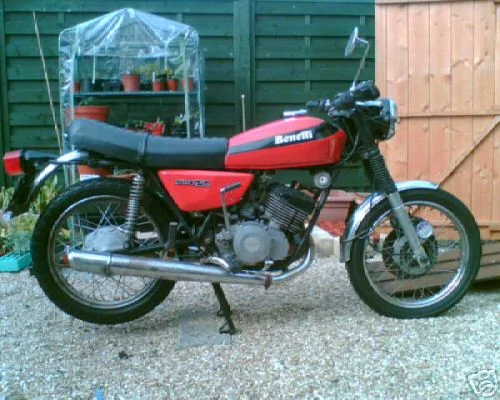 Benelli 250 2 C