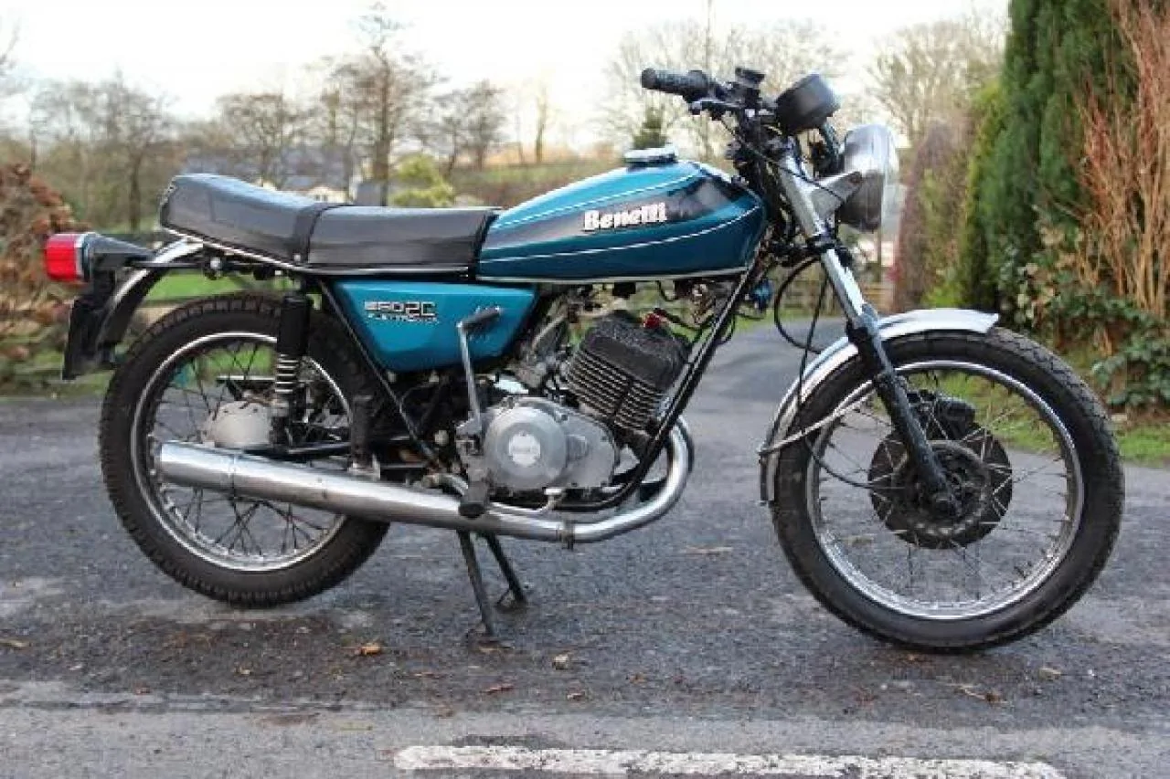 Benelli 250 2 C
