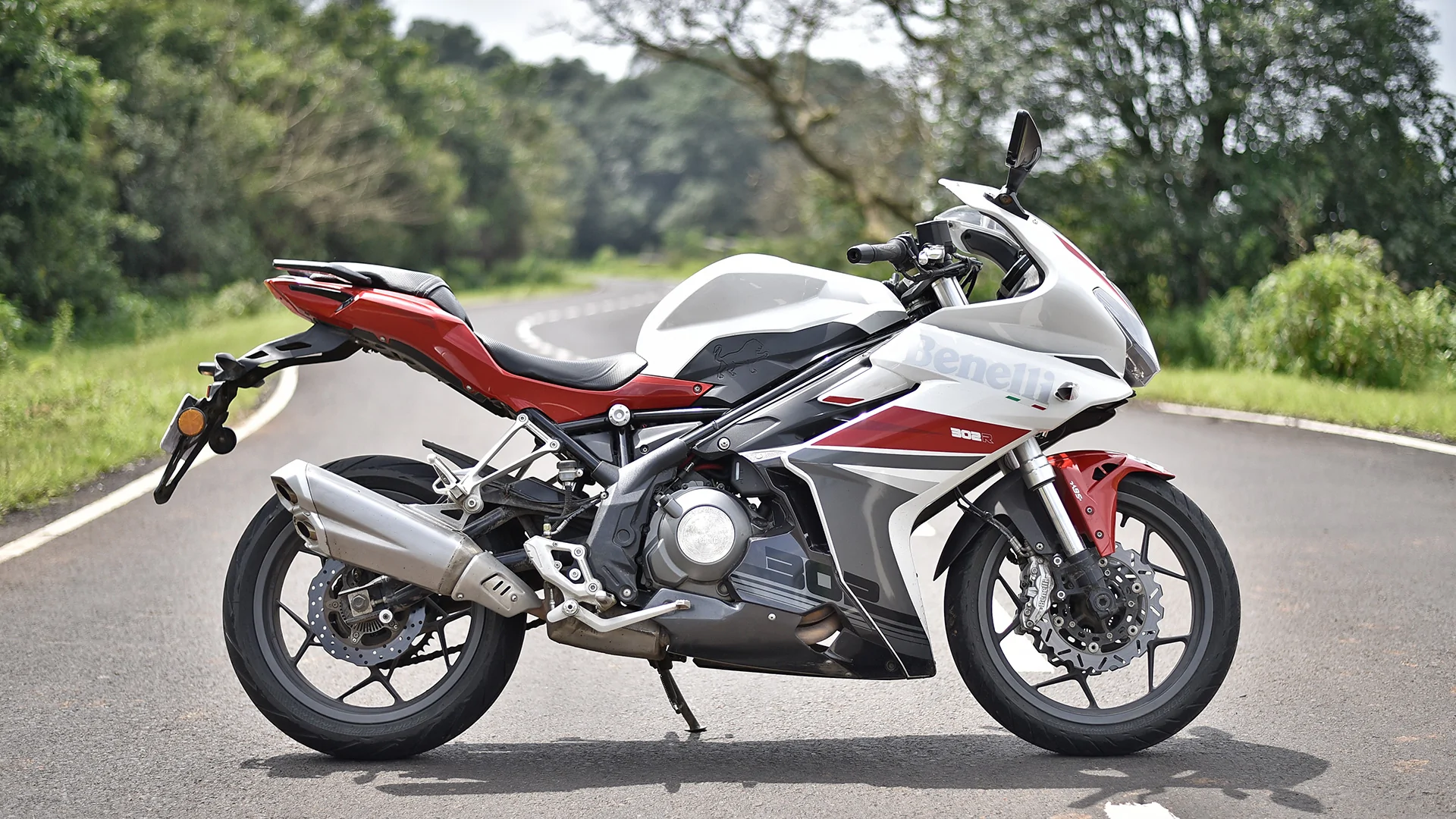 Thumbnail for Benelli 302 R 2019