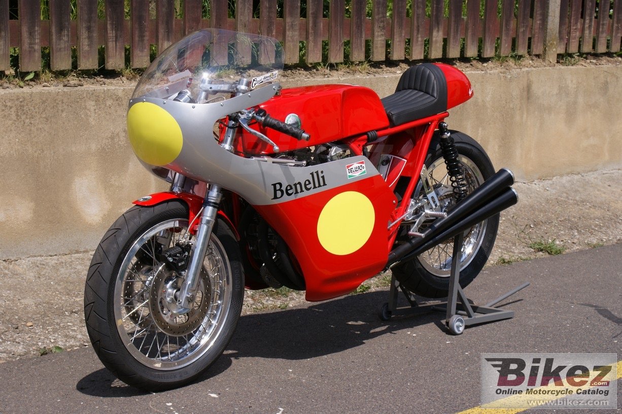 Benelli 500 Ouattro