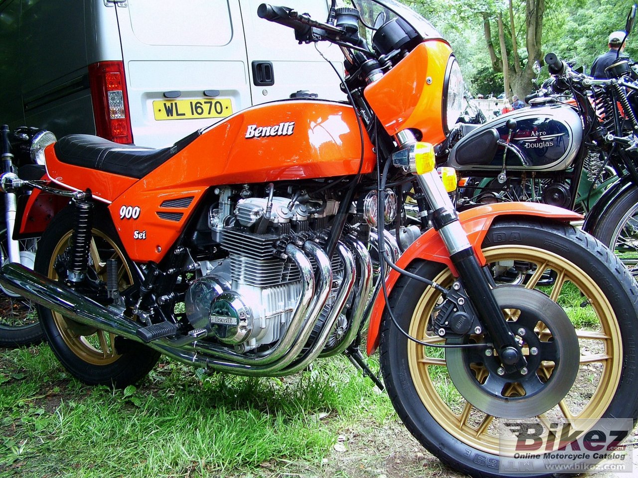Benelli 900 Sei
