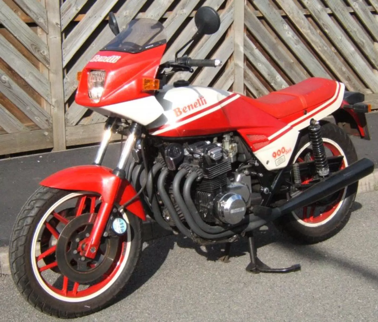 Benelli 900 Sei Sport