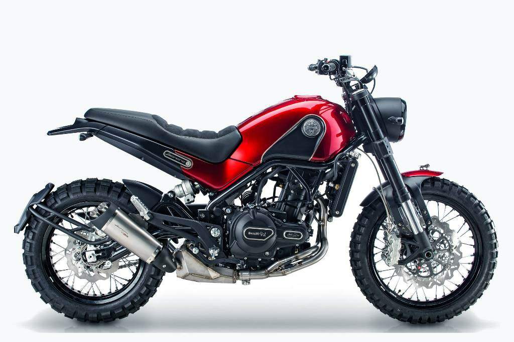 Thumbnail for Benelli Leoncino 2017