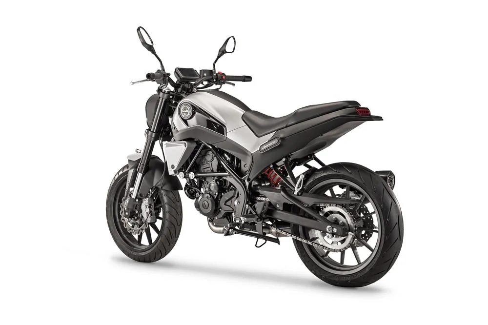 Thumbnail for Benelli Leoncino 2018
