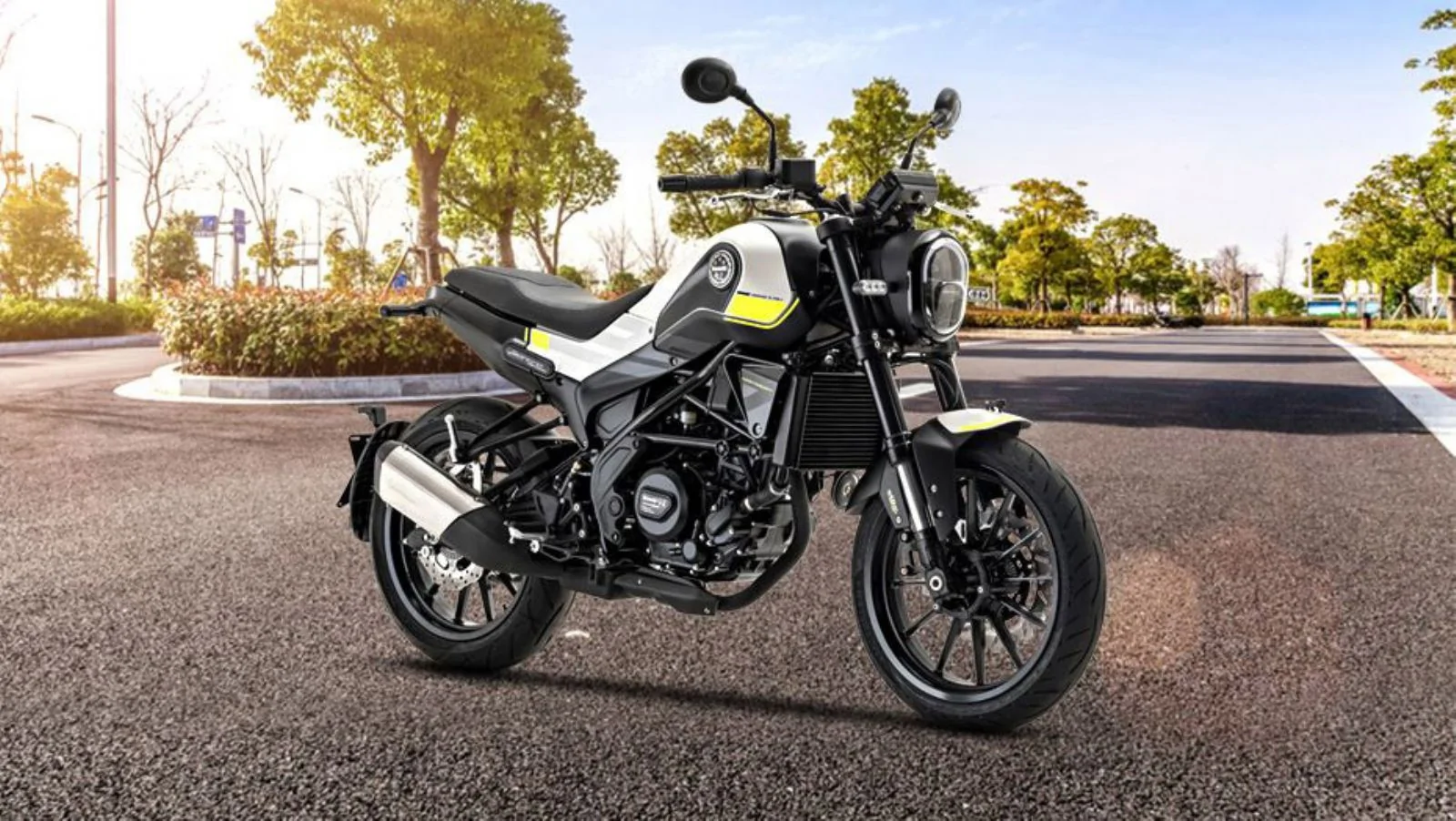 Thumbnail for Benelli Leoncino 250 2020