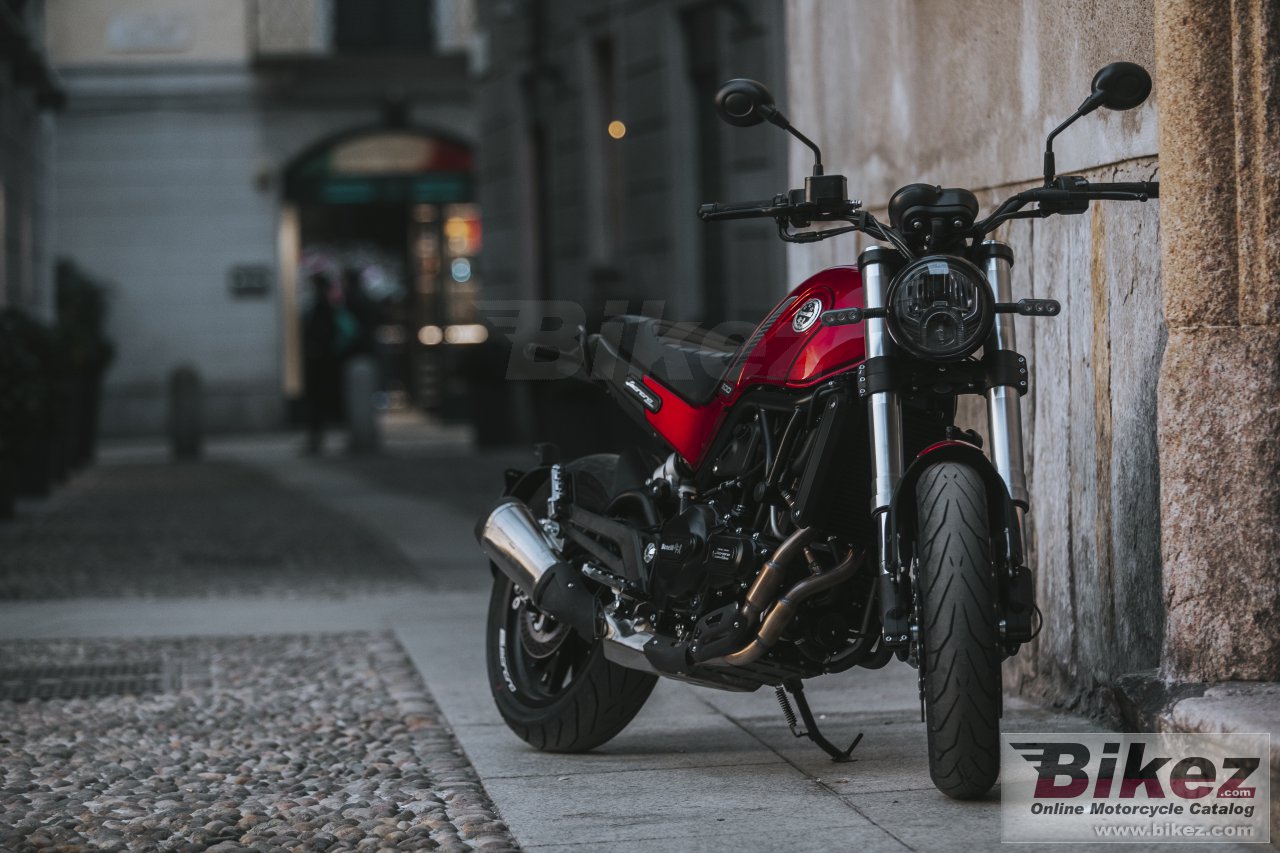 Thumbnail for Benelli Leoncino 500 ES 2022