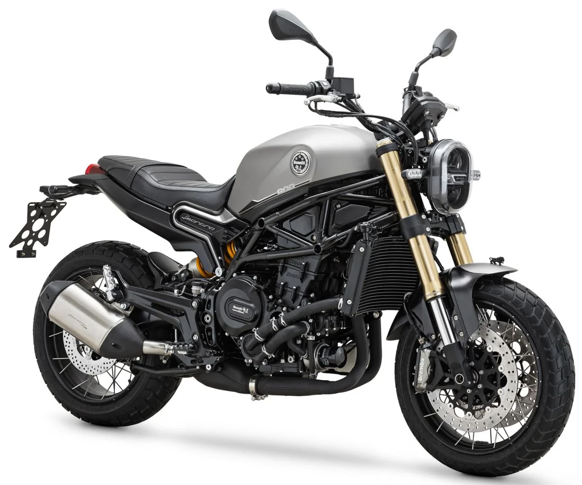 Thumbnail for Benelli Leoncino 800 2020