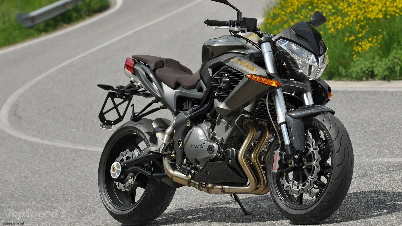 Thumbnail for Benelli TNT 1130 R 2017